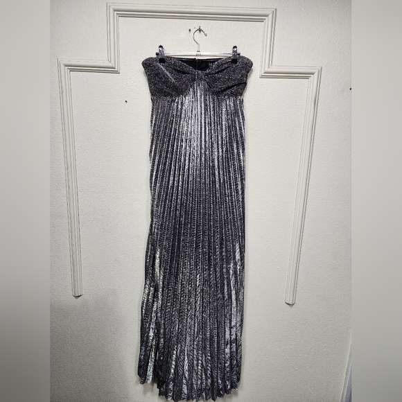 Lulus Glittering Luxury Silver Lurex Pleated Strapless Maxi Dress Wedding Prom - Picture 7 of 9